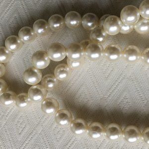 Vtg Daphne Nordstrom faux pearl 13mm necklace 80s